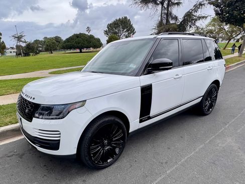 Used 2019 Land Rover Range Rover Long Wheelbase Supercharged image 11
