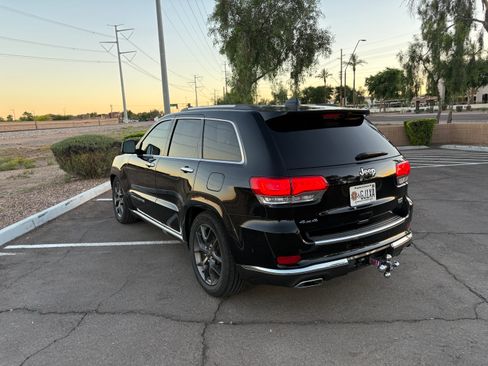 Used 2018 Jeep Grand Cherokee Summit image 6