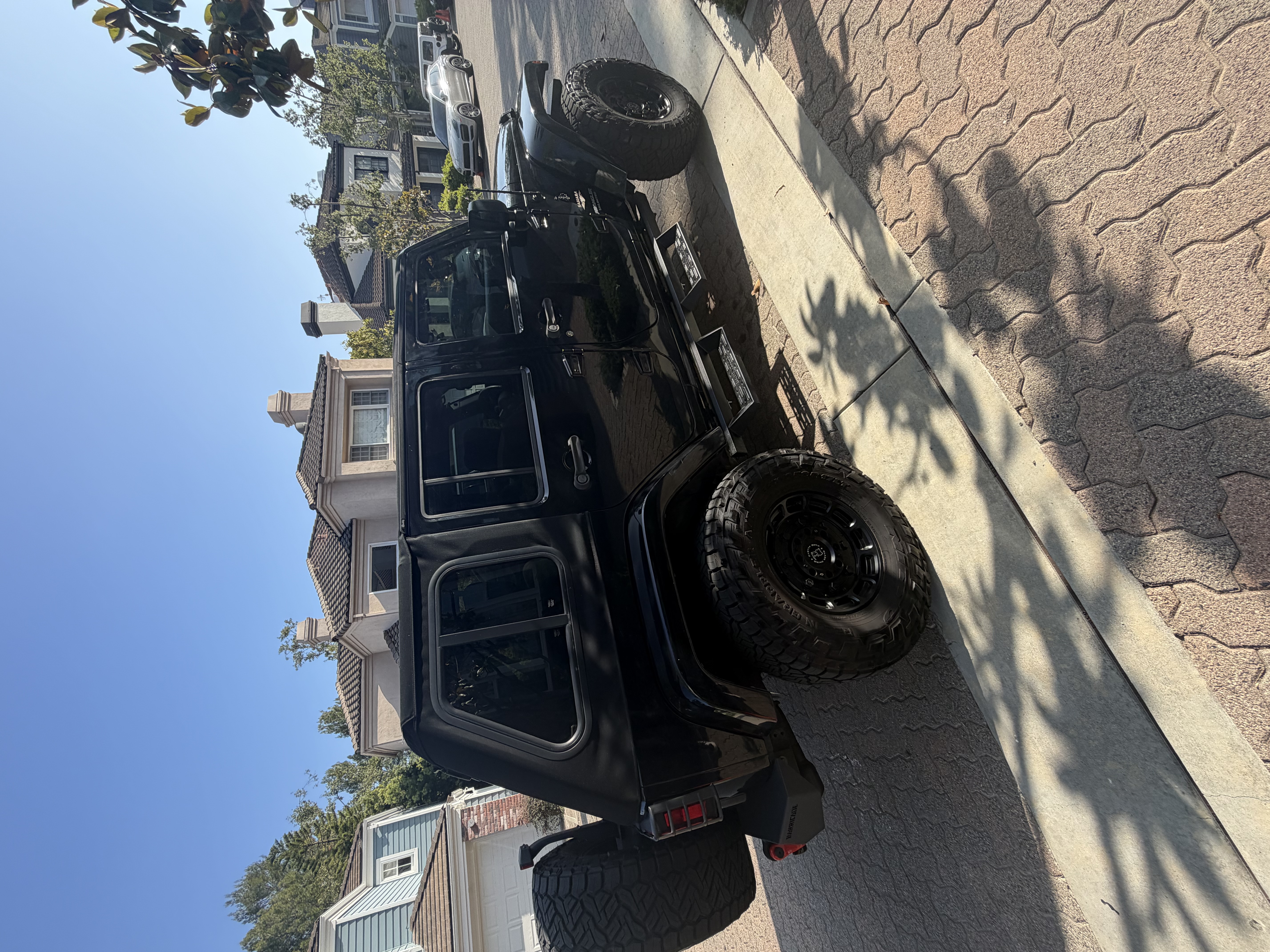 Used 2008 Jeep Wrangler Unlimited Sahara w/ Dual Top Group AWD/4WD image 14