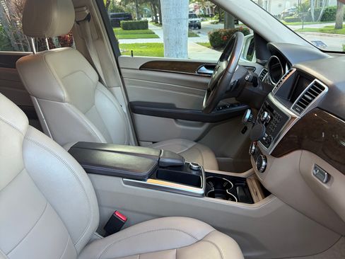 Used 2012 Mercedes-Benz ML 350 4MATIC image 8