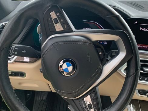 Used 2022 BMW X5 xDrive40i w/ Premium Package AWD/4WD image 18
