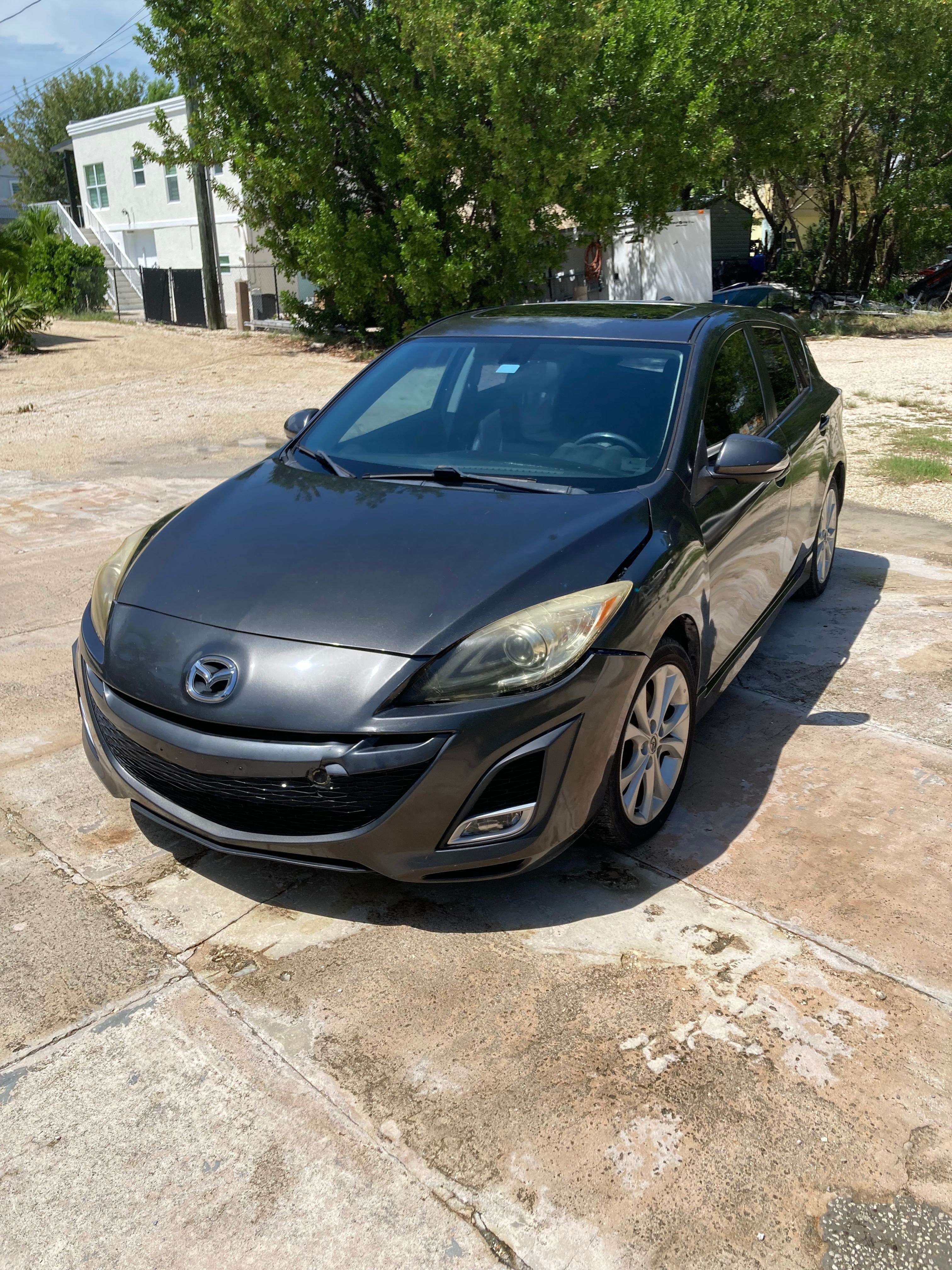 Used 2010 MAZDA MAZDA3 s Grand Touring FWD image 2