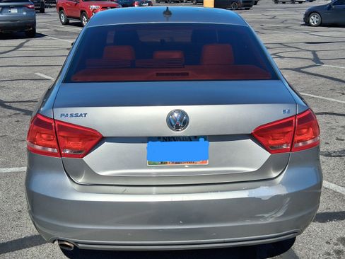 Used 2012 Volkswagen Passat 2.5 SE image 6