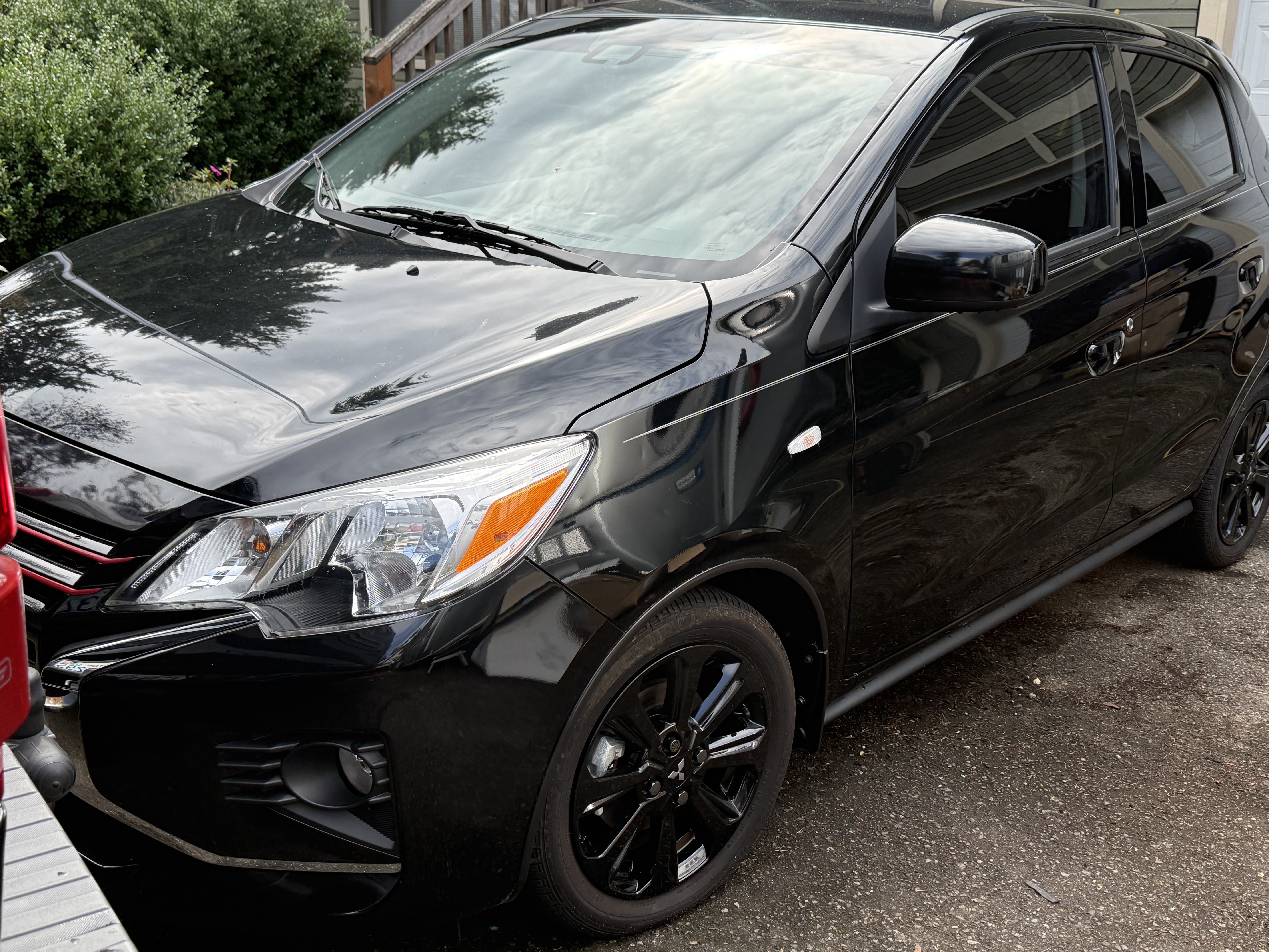 Used 2022 Mitsubishi Mirage Black Edition FWD image 1