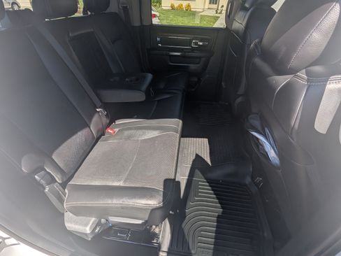 Used 2015 RAM 2500 Laramie image 16