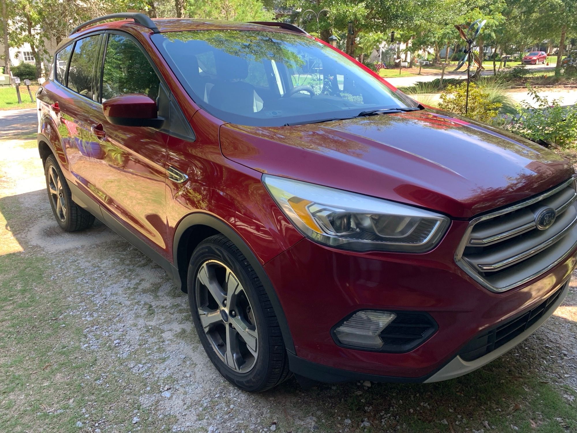 Used 2017 Ford Escape SE w/ Equipment Group 201A FWD image 6