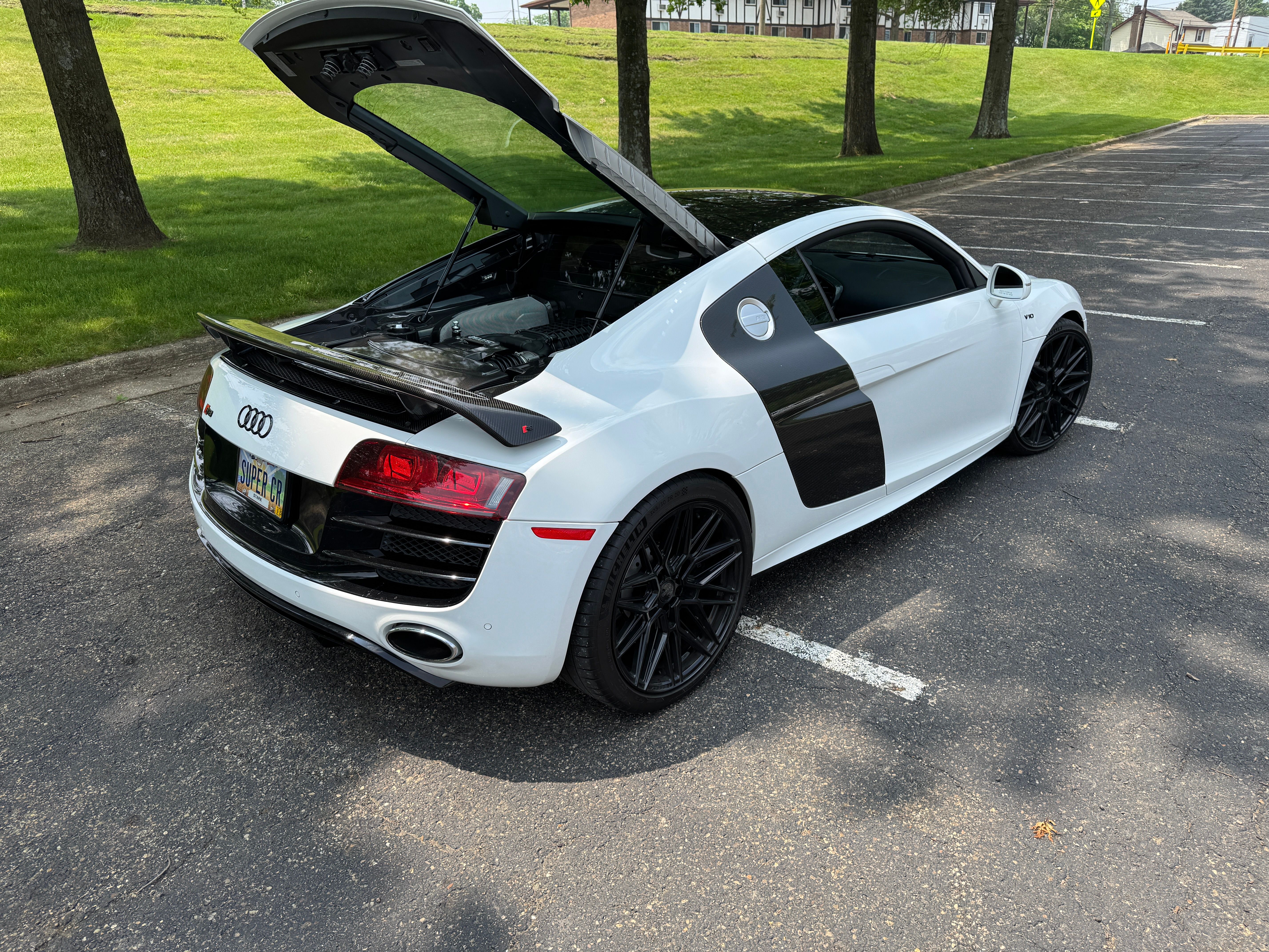 Used 2011 Audi R8 V10 AWD/4WD image 11