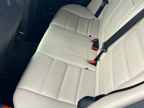 Used 2009 Mercedes-Benz C 63 AMG Sedan image 12