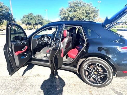 Used 2019 Porsche Macan S image 1