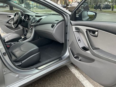 Used 2015 Hyundai Elantra Sport image 6