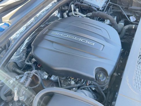 Used 2020 Porsche Macan AWD/4WD image 4