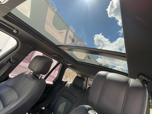 Used 2022 Land Rover Range Rover P525 Westminster Edition image 23