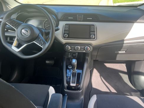 Used 2020 Nissan Versa SV image 16