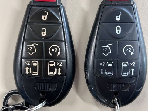 Used 2019 Dodge Grand Caravan SXT FWD image 9