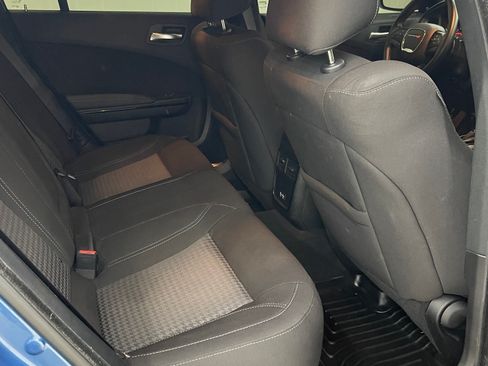 Used 2023 Dodge Charger SXT w/ Blacktop Package image 15