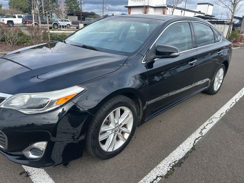 Used 2015 Toyota Avalon XLE image 15