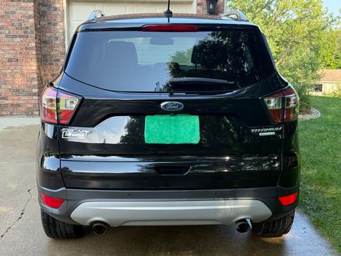 Used 2017 Ford Escape Titanium FWD image 5