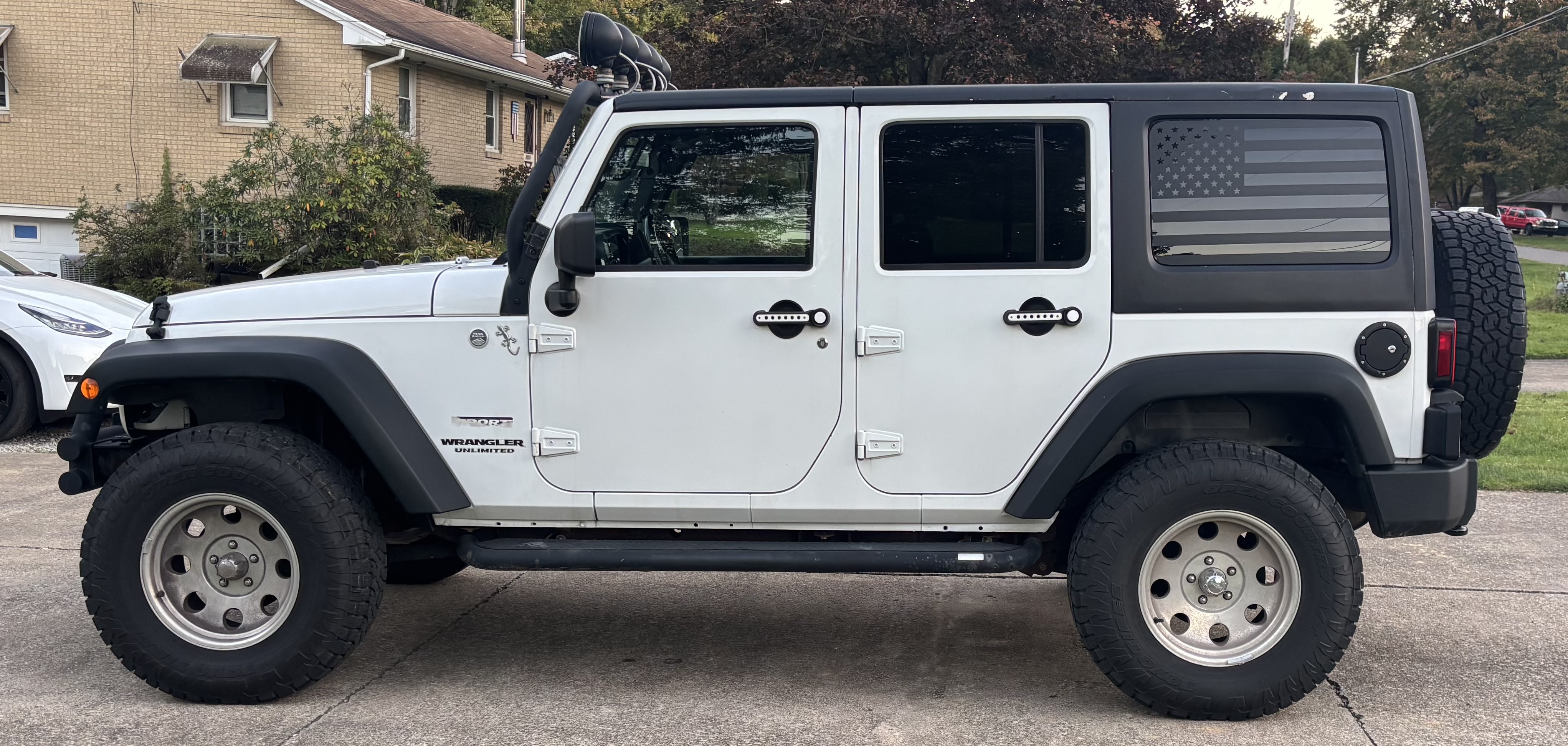 Used 2013 Jeep Wrangler Unlimited Sport AWD/4WD image 4