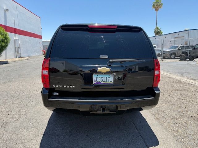Used 2013 Chevrolet Suburban LT AWD/4WD image 9
