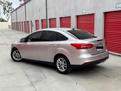 Used 2018 Ford Focus SE FWD image 10