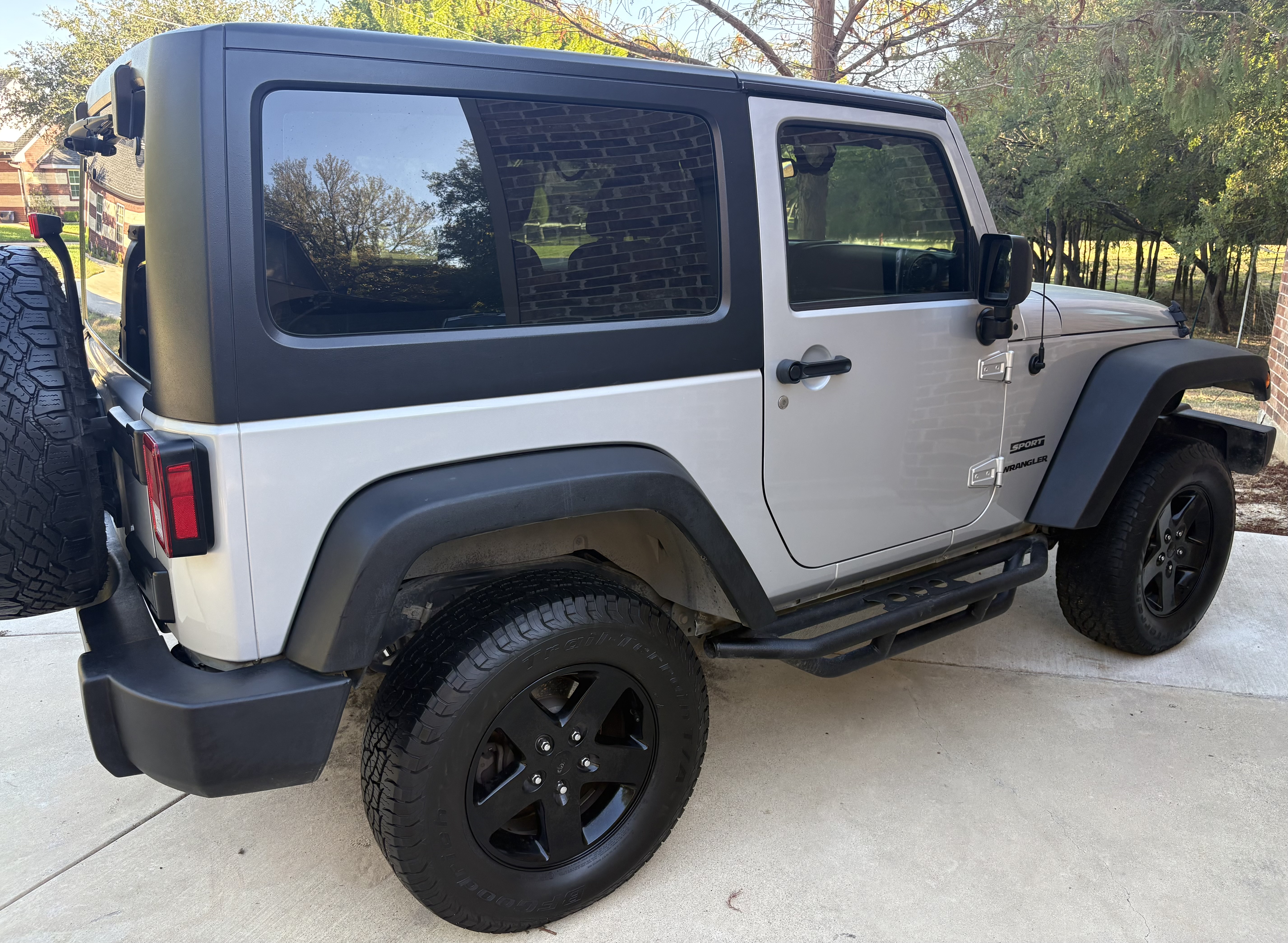 Used 2012 Jeep Wrangler Sport AWD/4WD image 4
