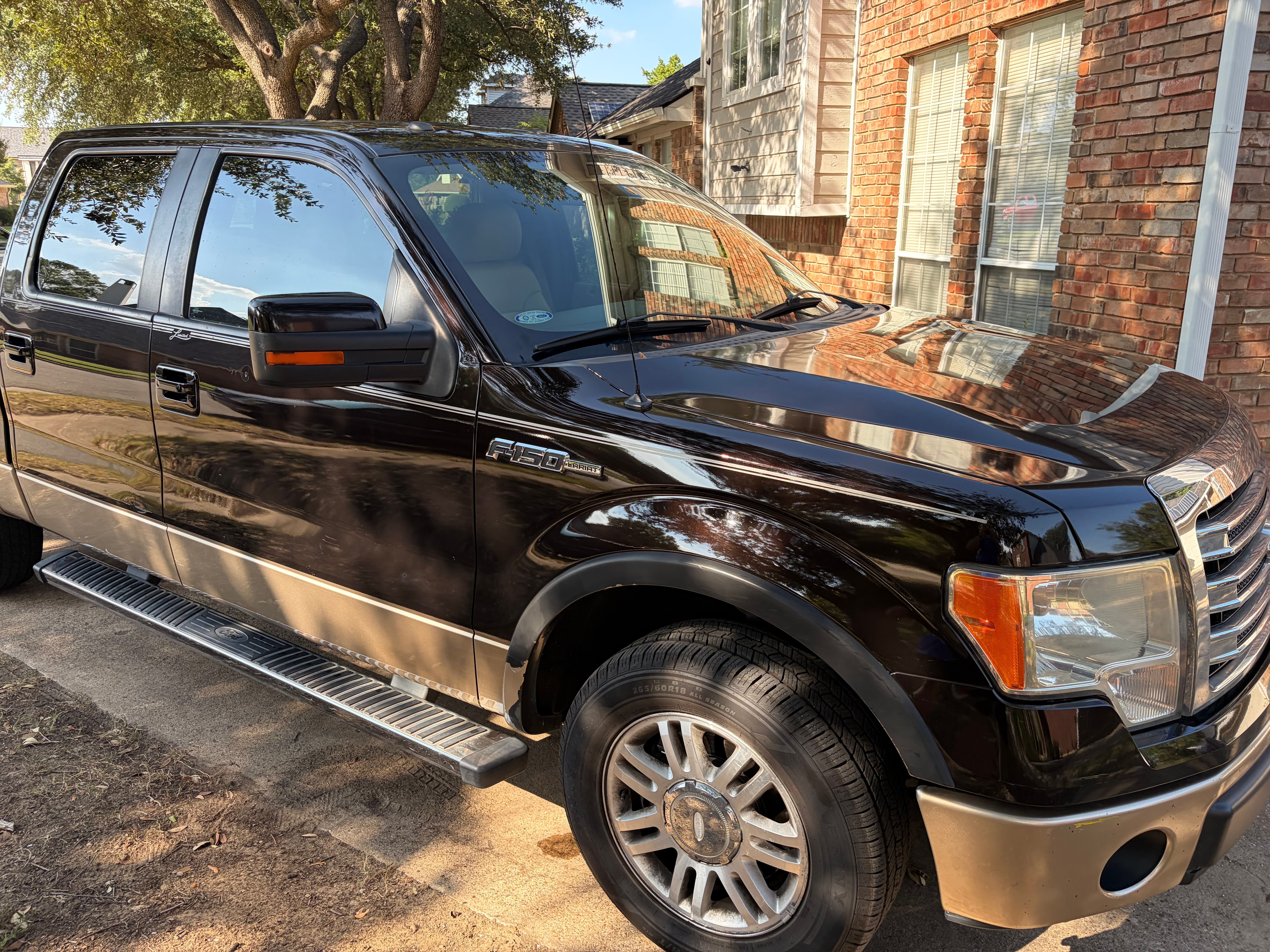Used 2013 Ford F150 Lariat w/ Mid Equipment Group RWD image 4