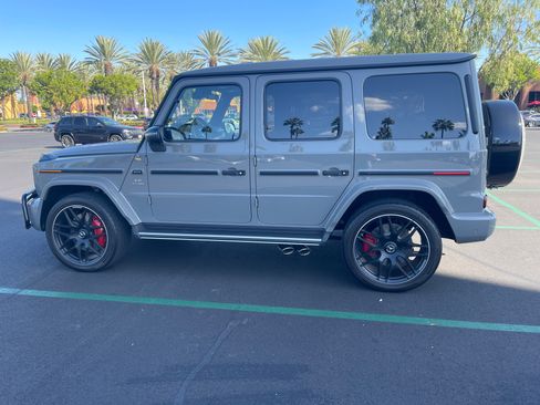 Used 2021 Mercedes-Benz G 63 AMG 4MATIC image 2