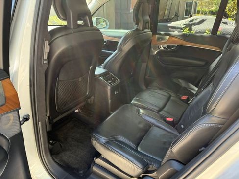 Used 2018 Volvo XC90 T8 Inscription w/ Luxury Package AWD/4WD image 11