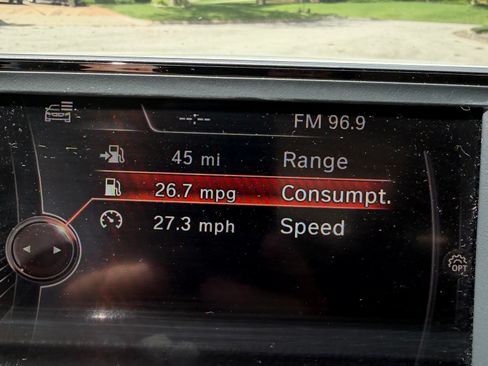 Used 2016 BMW 320i Sedan RWD image 8