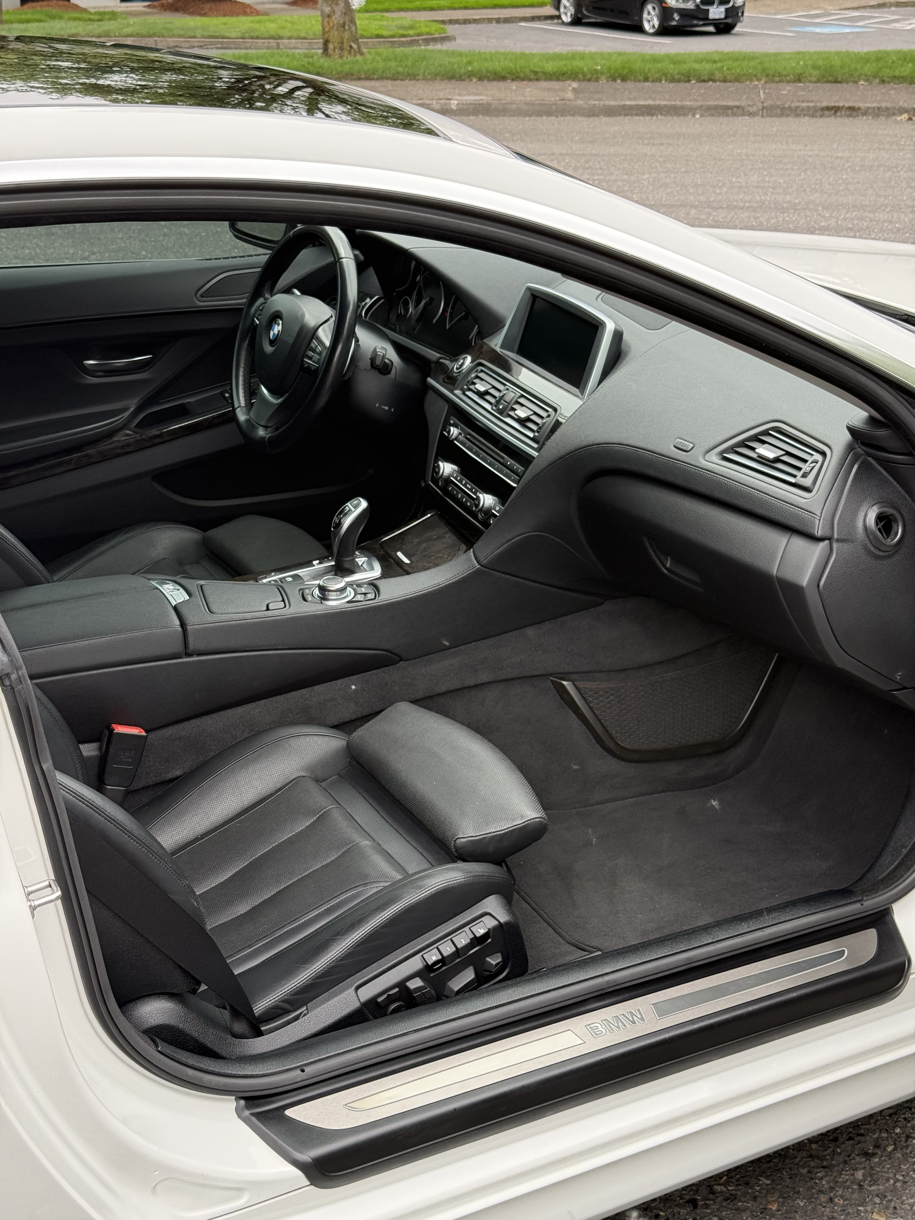 Used 2012 BMW 650i Coupe RWD image 24