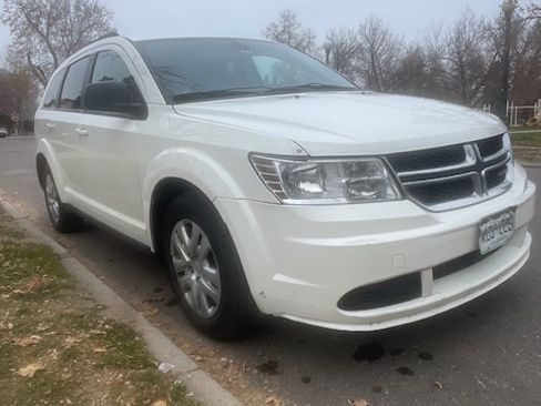 Used 2019 Dodge Journey SE image 6