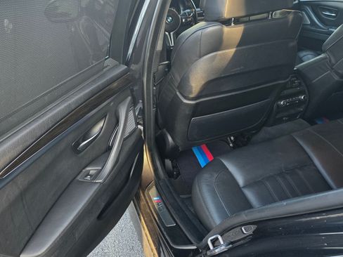 Used 2014 BMW M5 image 13