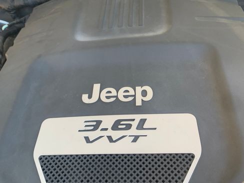 Used 2012 Jeep Wrangler Sport image 6