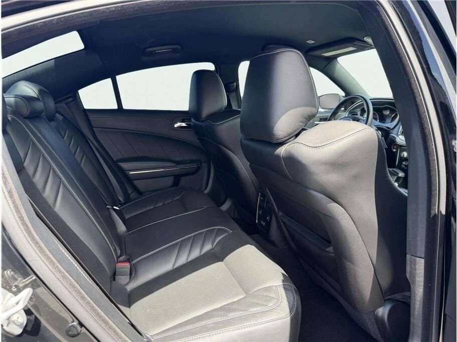 Used 2020 Dodge Charger SRT Hellcat w/ Harman/Kardon Audio Group RWD image 24