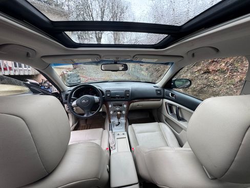 Used 2008 Subaru Outback 2.5i Limited L.L. Bean image 12
