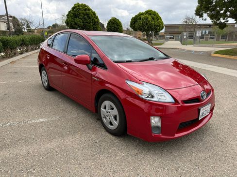 Used 2010 Toyota Prius Two image 9