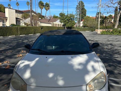 Used 2005 Chrysler Sebring Touring image 4