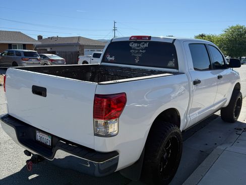 Used 2011 Toyota Tundra 2WD CrewMax w/ Tow Pkg image 5