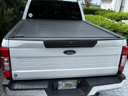 Used 2020 Ford F250 XLT AWD/4WD image 10