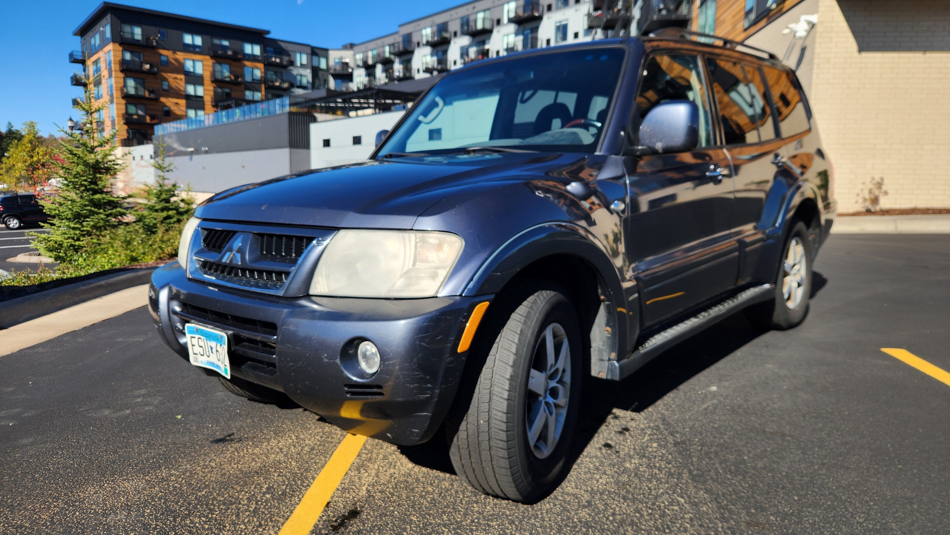 Used 2006 Mitsubishi Montero Limited AWD/4WD image 10