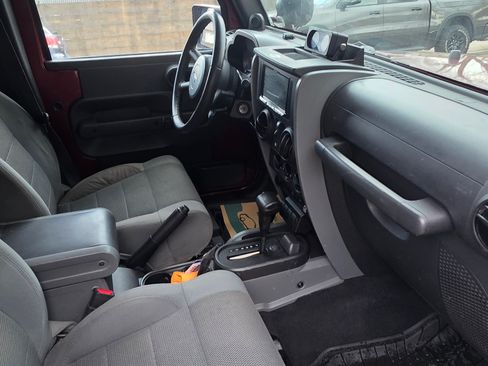 Used 2007 Jeep Wrangler Unlimited Sahara w/ Trailer Tow Group image 8