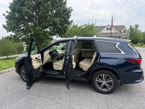 Used 2018 INFINITI QX60 Luxe AWD/4WD image 12