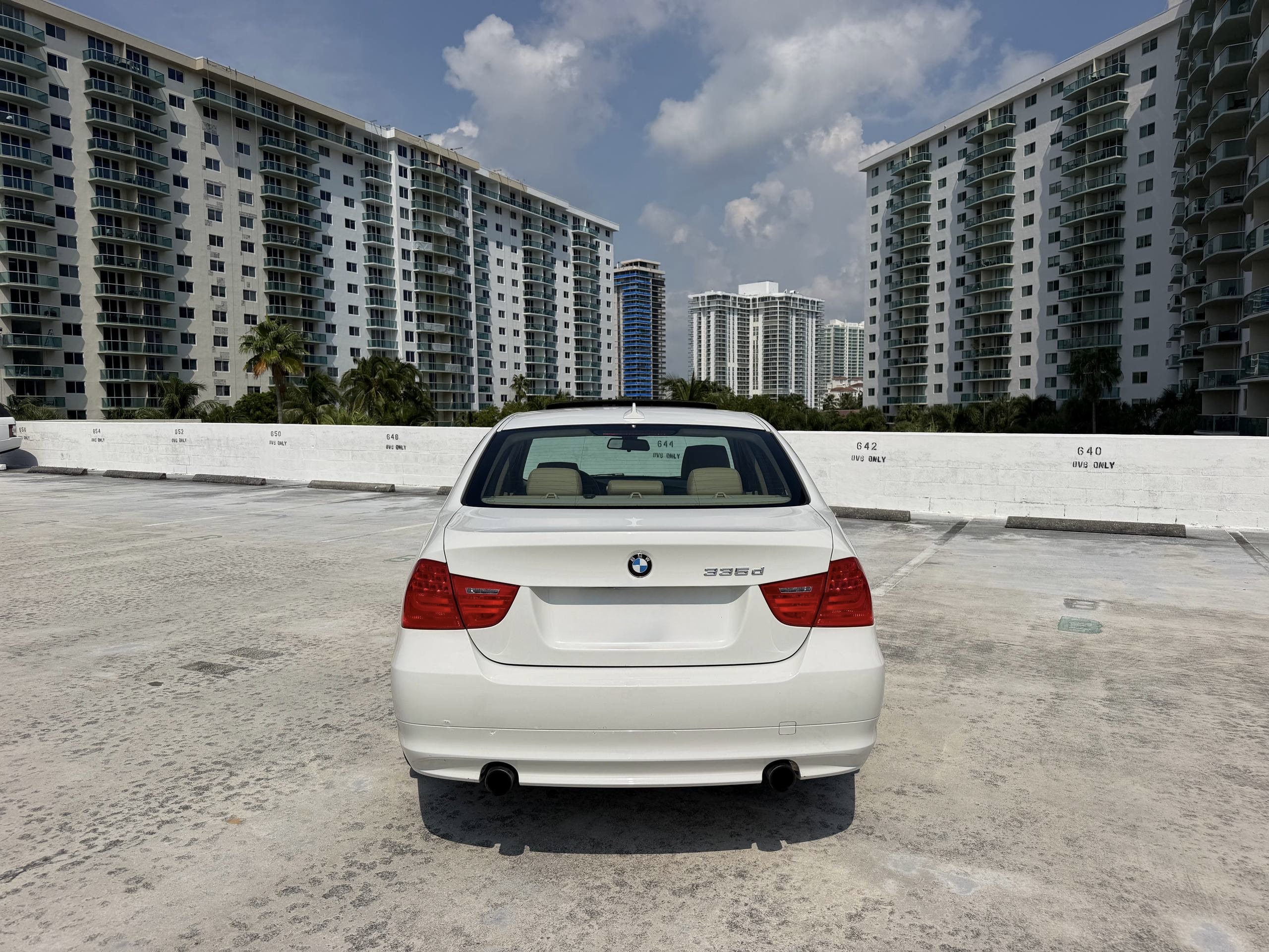 Used 2011 BMW 335d Sedan RWD image 5