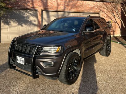 Used 2017 Jeep Grand Cherokee Overland w/ Jeep Active Safety Group
