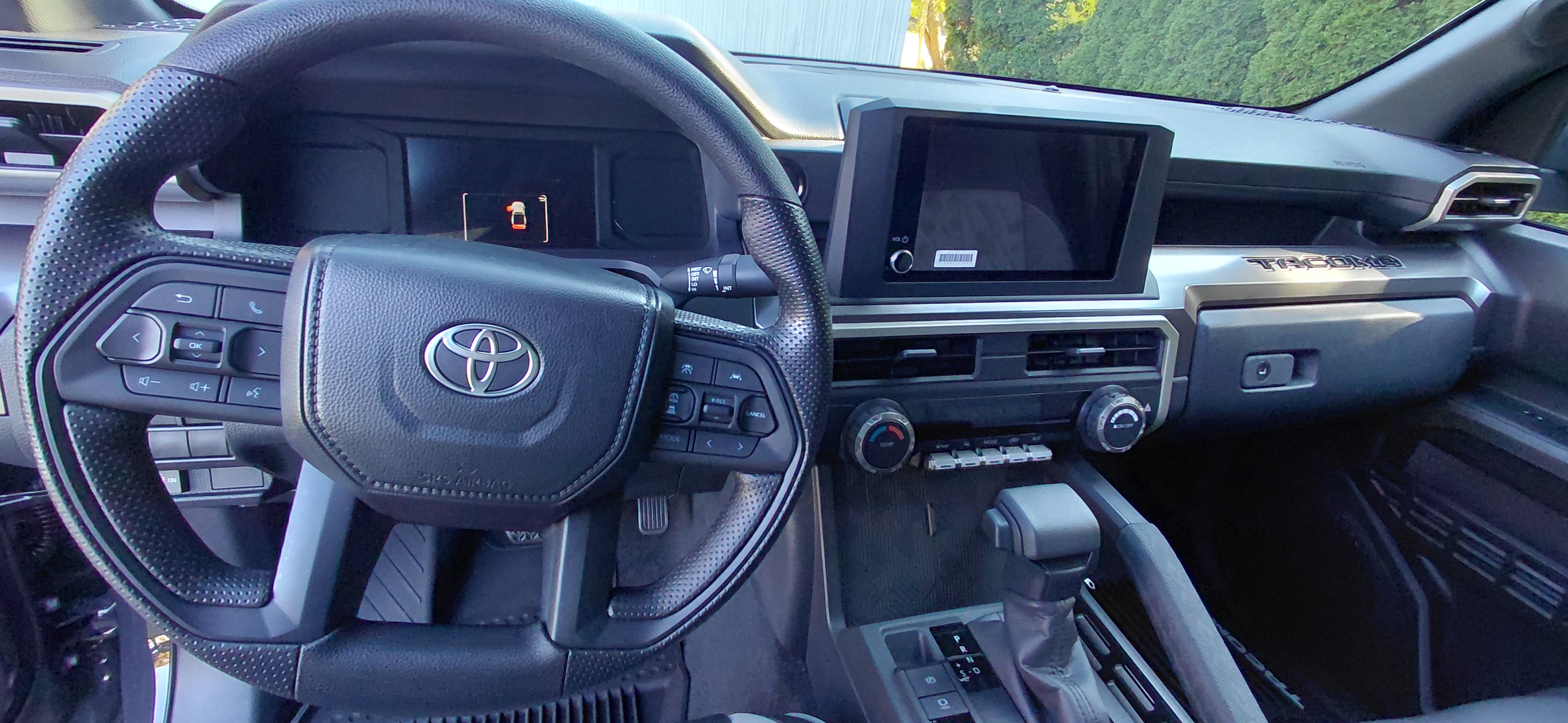 Used 2026 Toyota Tacoma SR5 AWD/4WD image 9