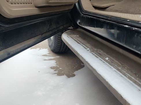 Used 2002 Ford Excursion XLT image 21