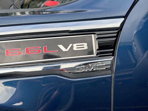 Used 2021 GMC Sierra 2500 Denali image 11