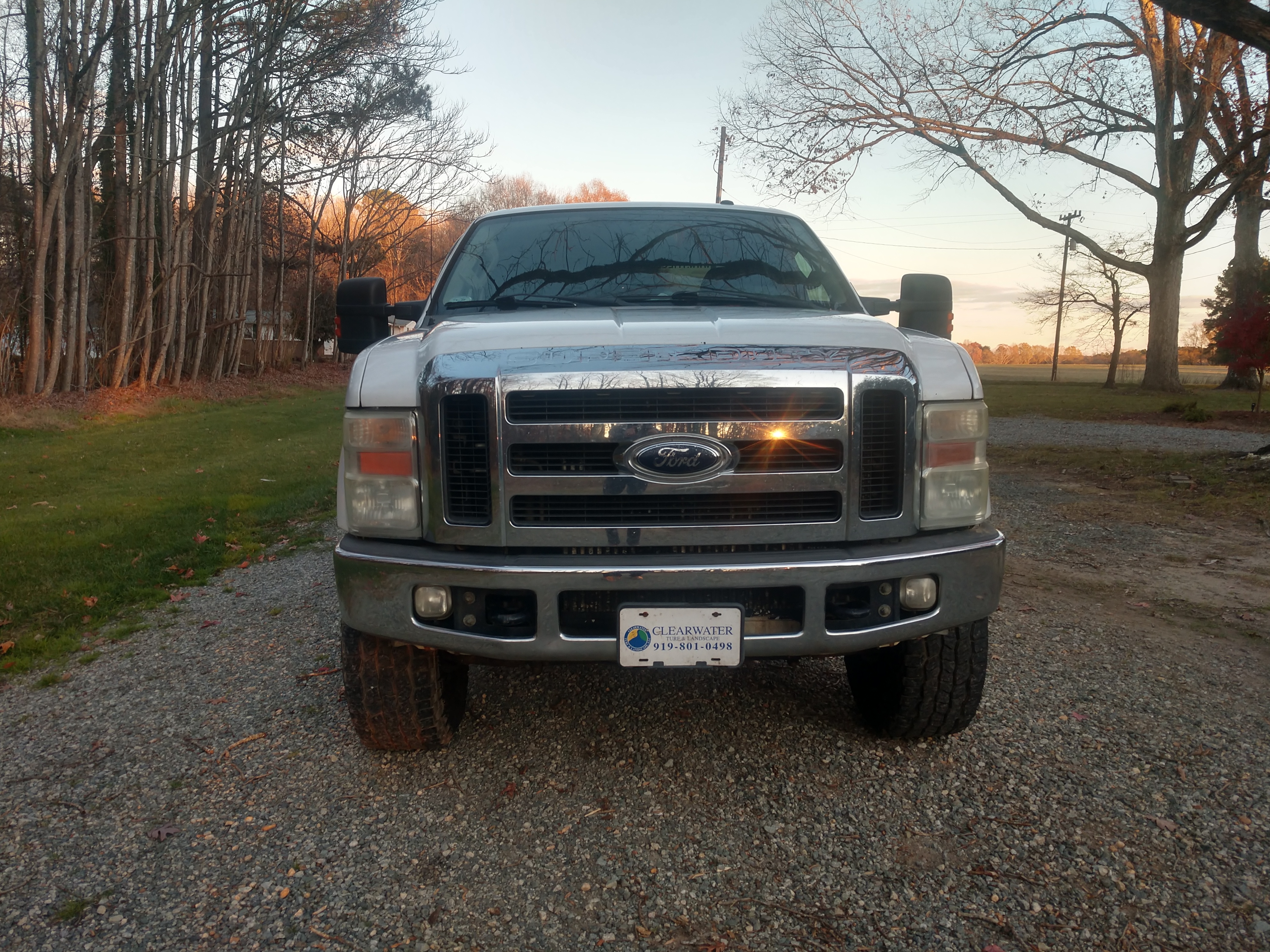 Used 2009 Ford F250 XLT AWD/4WD image 3