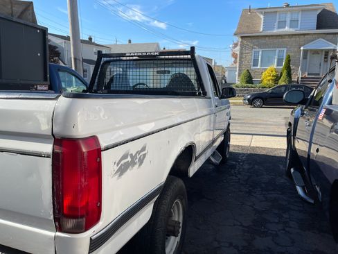 Used 1997 Ford F250 4x4 Regular Cab Heavy Duty image 1