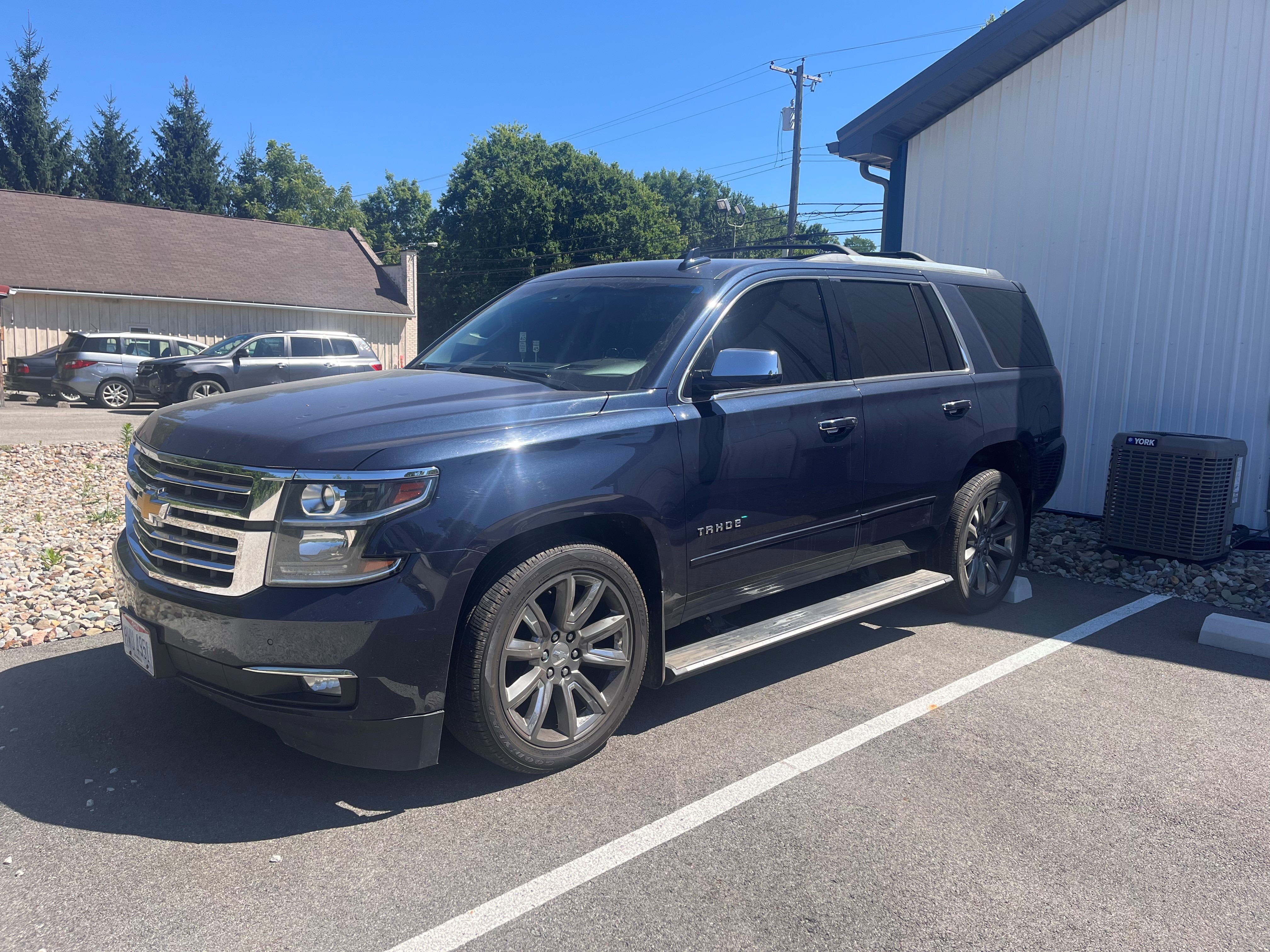 Used 2017 Chevrolet Tahoe Premier AWD/4WD image 1